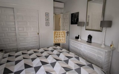 Lovely, cosy villa with a beautiful garden.